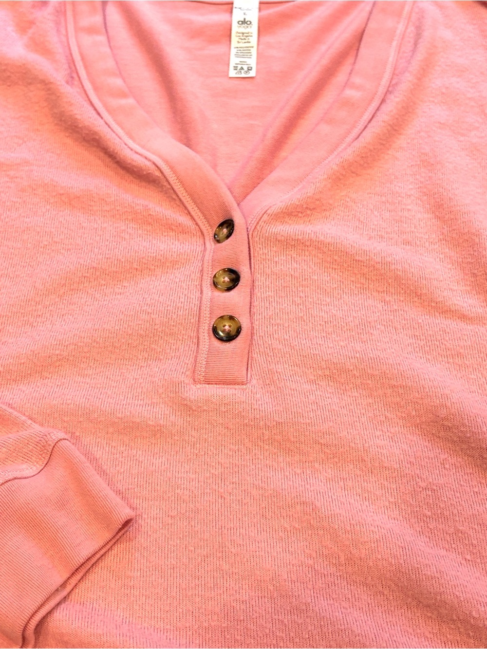 ALO SoHo Cropped Henley, Parisian Pink, Size Large - Picture 5 of 8